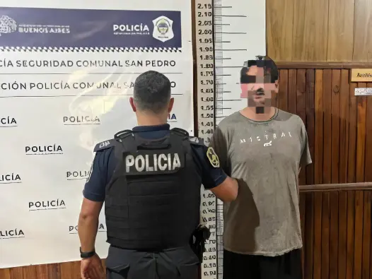 El hombre fue aprehendido y trasladado a la Comisaría.