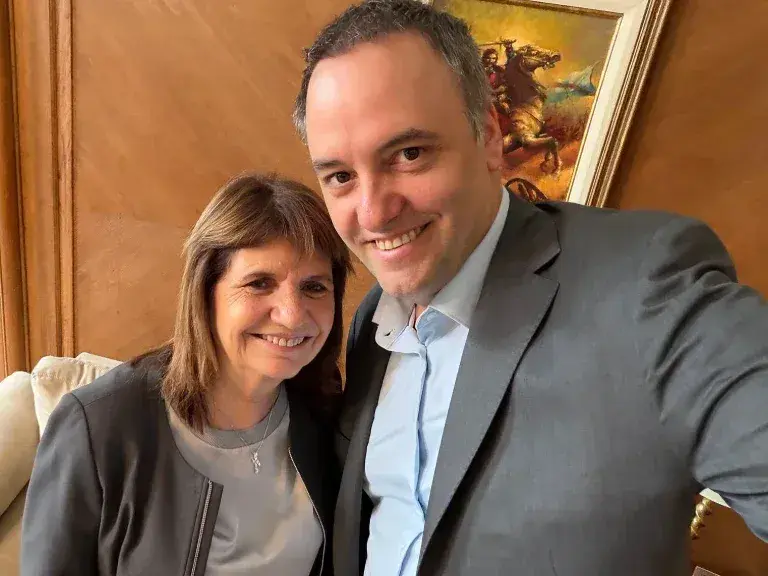 Pese a la suspensión del informe de gestión, Adorni aseguró que asistirá al Senado