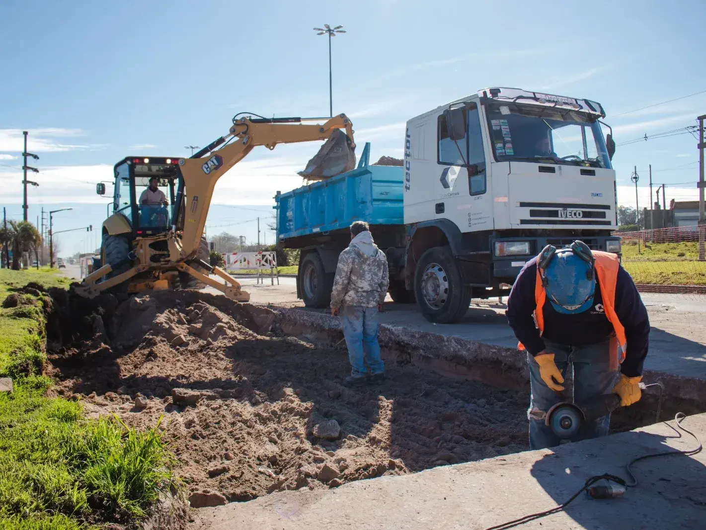 Mejoras. El Consorcio de Puerto Quequén avanza con las mejoras en la avenida Almirante Brown