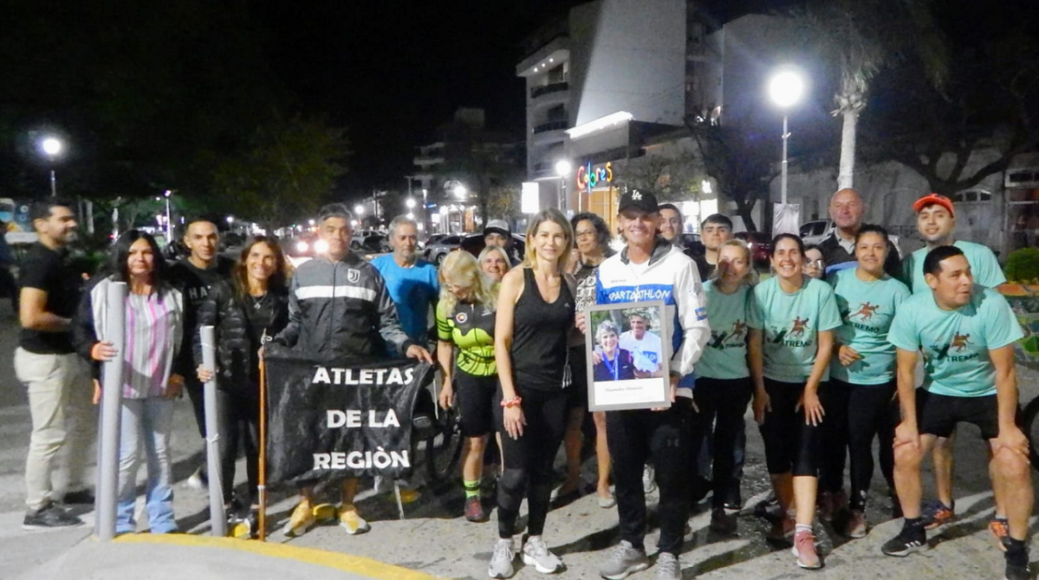 Ale Almirón fue recibido por una caravana tras correr el Spartathlon en Grecia