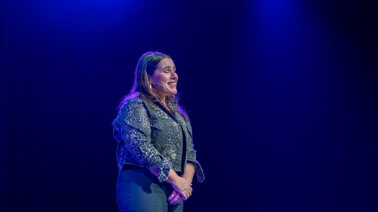 Malena Guinzburg llega al Teatro Municipal con “Querido diario”