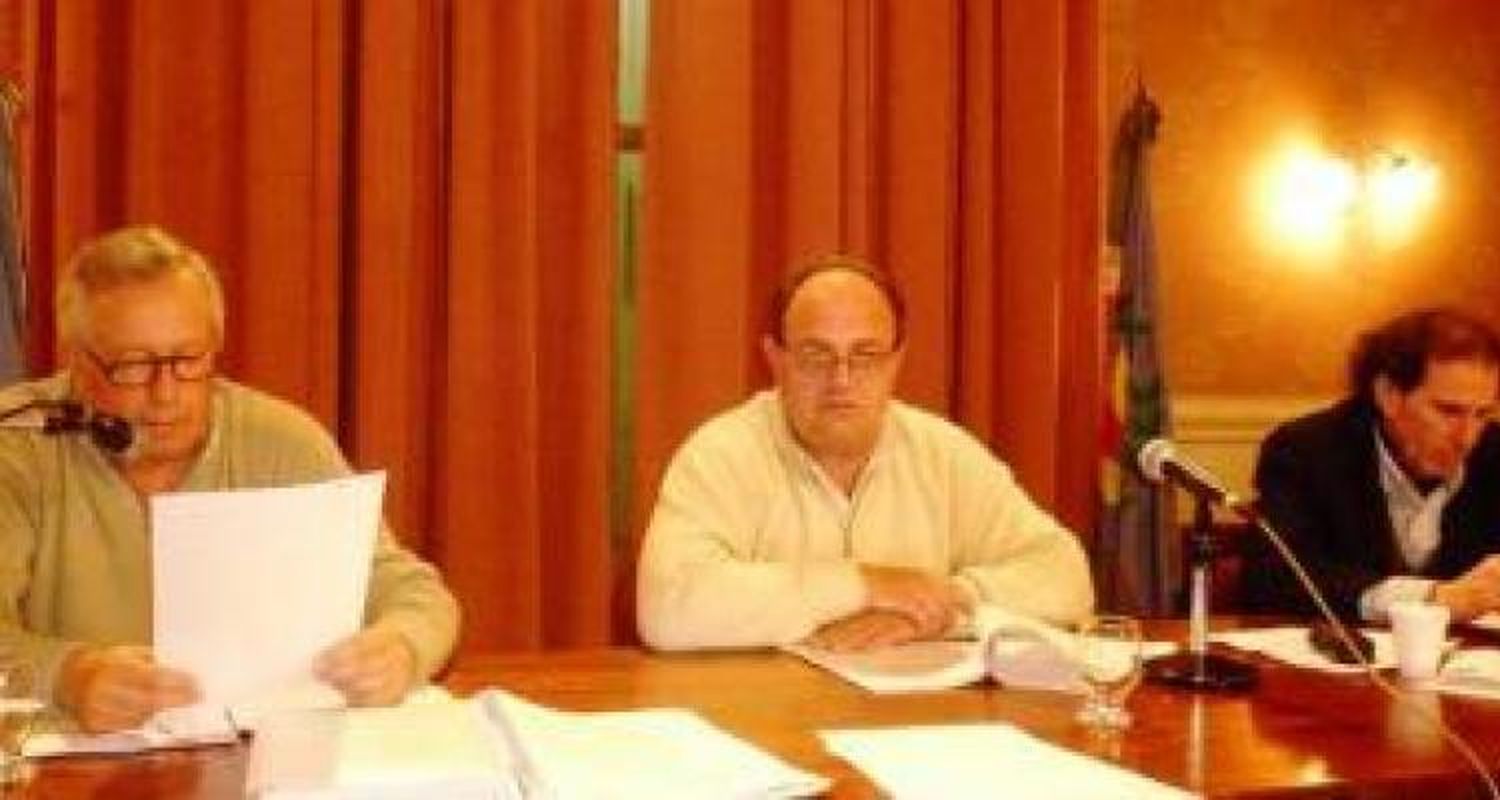 HCD: Previo a la remoción las autoridades renunciaron
