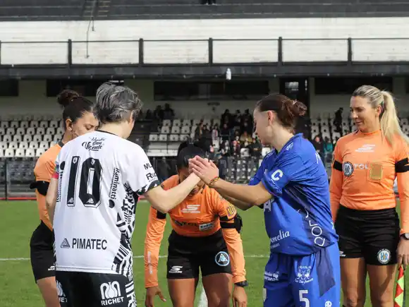 Atlético no pudo ante el líder All Boys