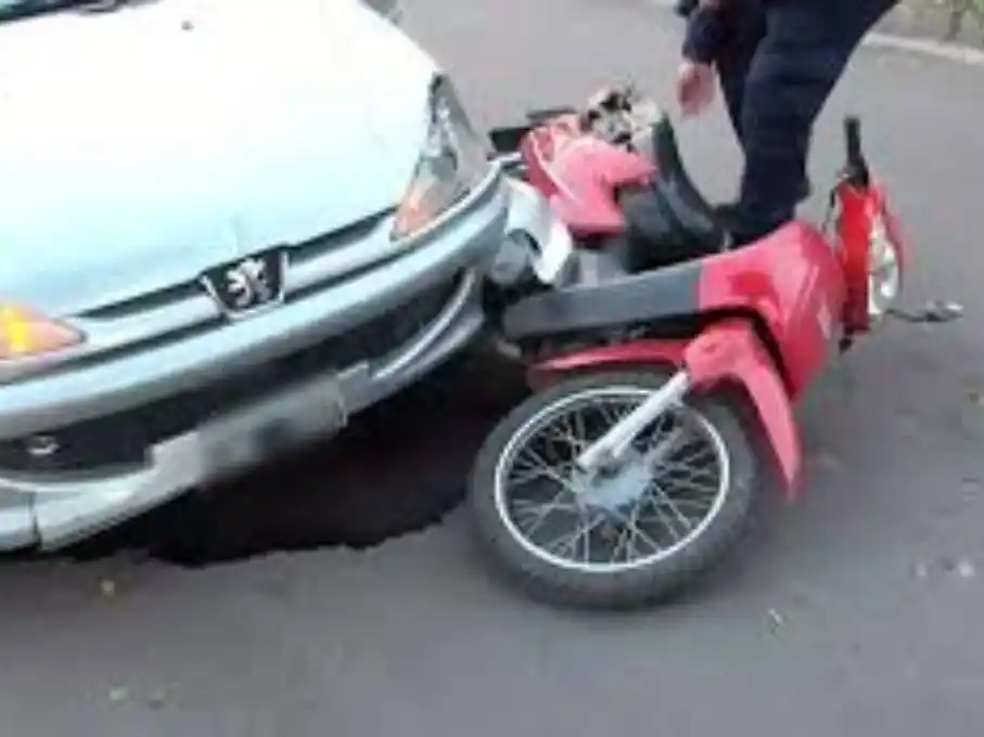 En la moto iban un hombre y una adolescente (Foto: Gentilezas)