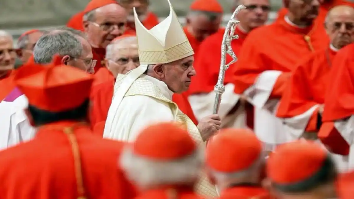NO VAN A CAMBIAR AL PAPA: estos son los motivos del consistorio de este sábado en El Vaticano