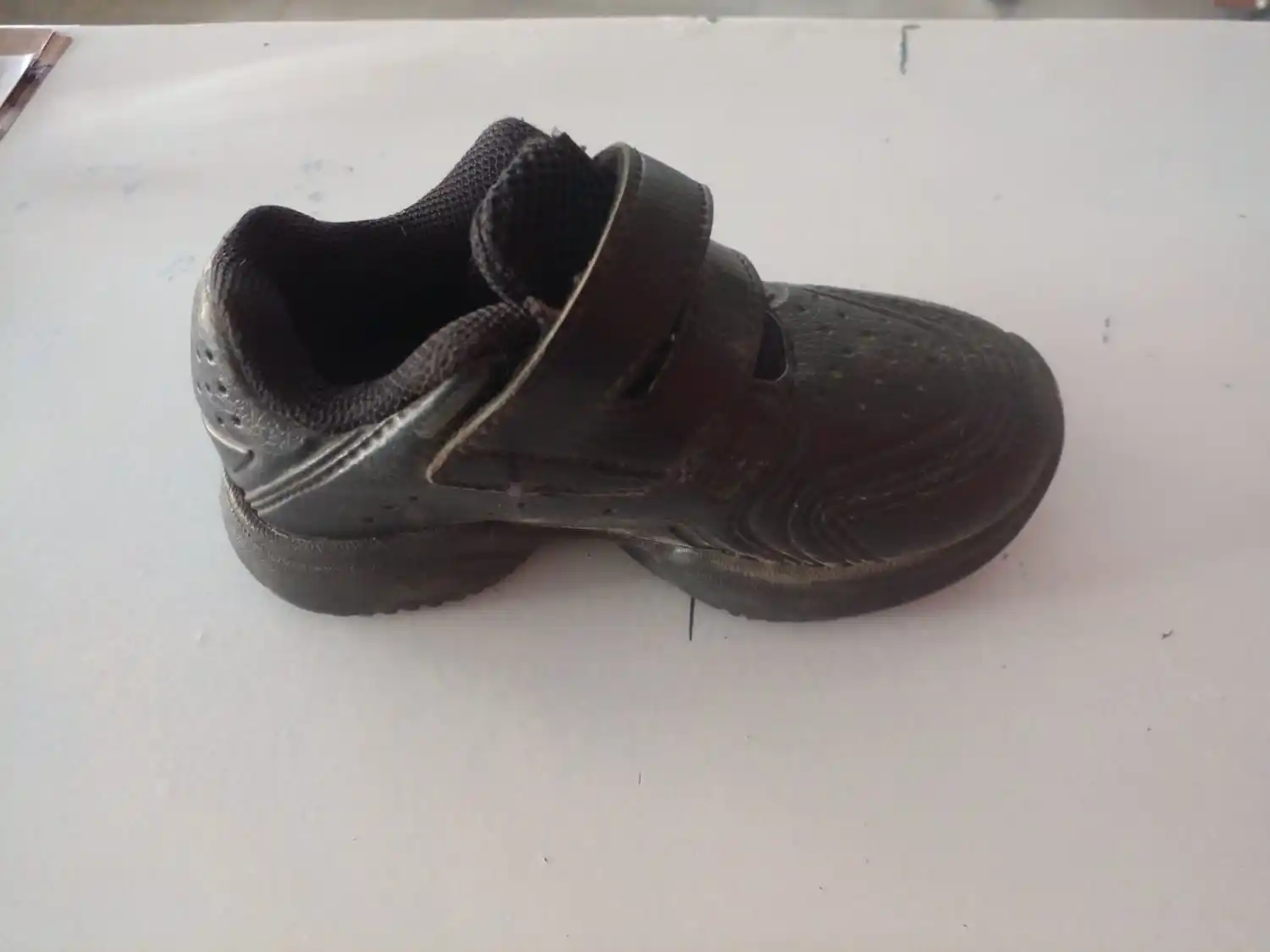 Zapatilla encontrada en el Aeroclub
