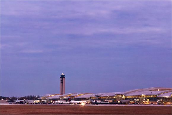 Aeropuerto de Raleigh-Durham: más vuelos y conexiones en su mapa de rutas