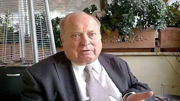 Cómo el diálogo en México afecta el futuro de la democracia en Venezuela, según Milos Alcalay