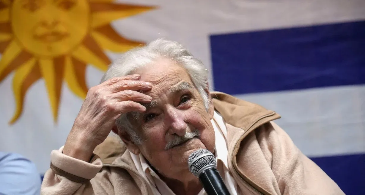 A sus 89 años, el líder de la izquierda uruguaya contó que el cáncer se ha expandido. Crédito: Reuters
