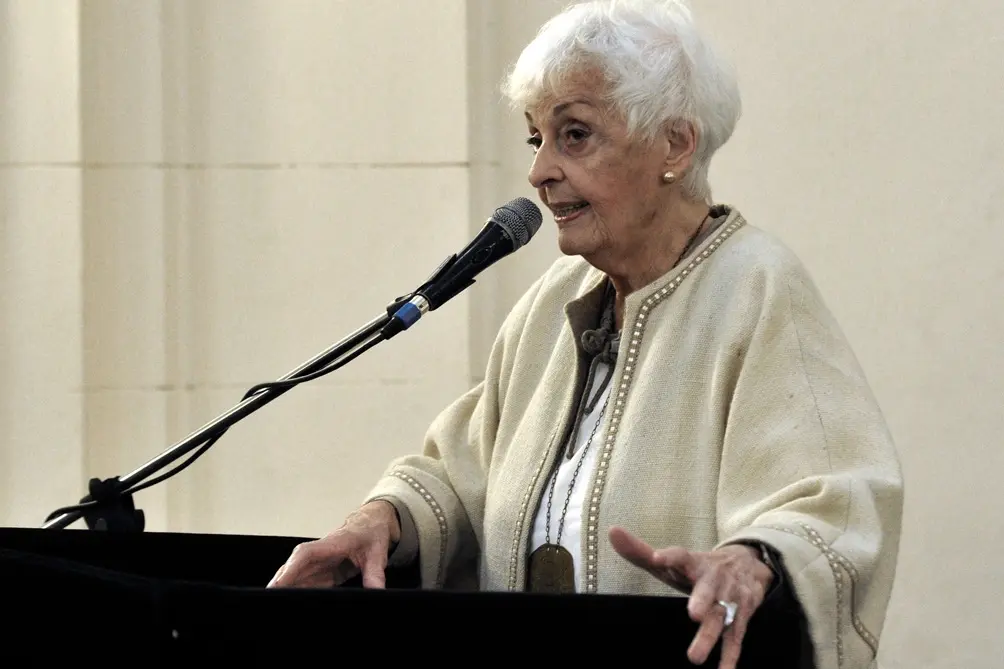 Fernández Meijide: «Hoy nadie cuestiona la permanencia del sistema democrático»