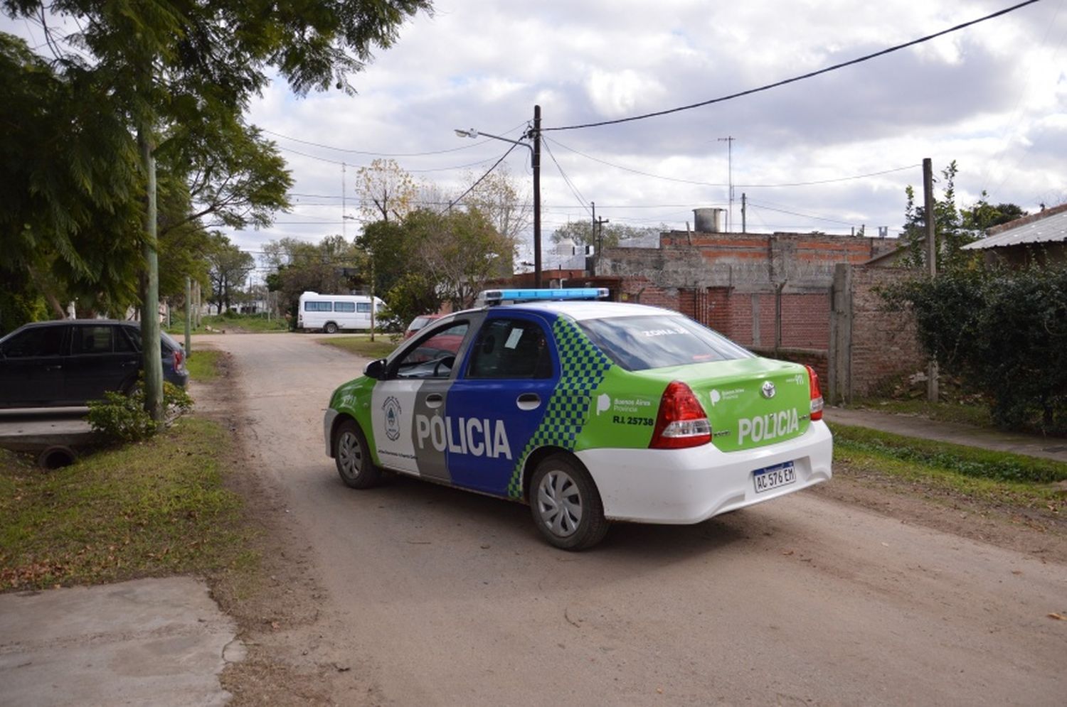 Asesinan a puñaladas a un joven en Florencio Varela: Detienen a un sospechoso que tenía unos 10 cuchillos