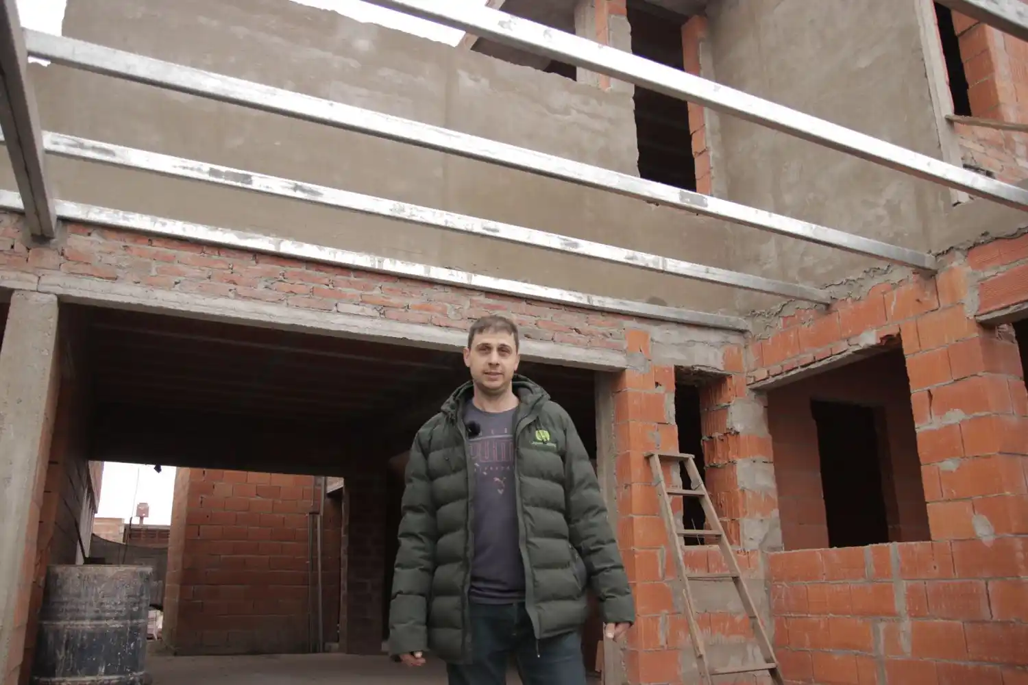 Muchas familias a punto a inaugurar la casa propia.