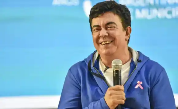 Espinoza fue reelegido al frente de la Federación Argentina de Municipios pese al procesamiento por abuso sexual