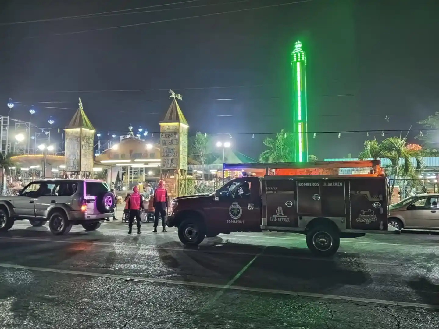 ¡TREMENDO SUSTO! Juego mecánico se desprende en Lara y deja 4 heridos este #3Abr