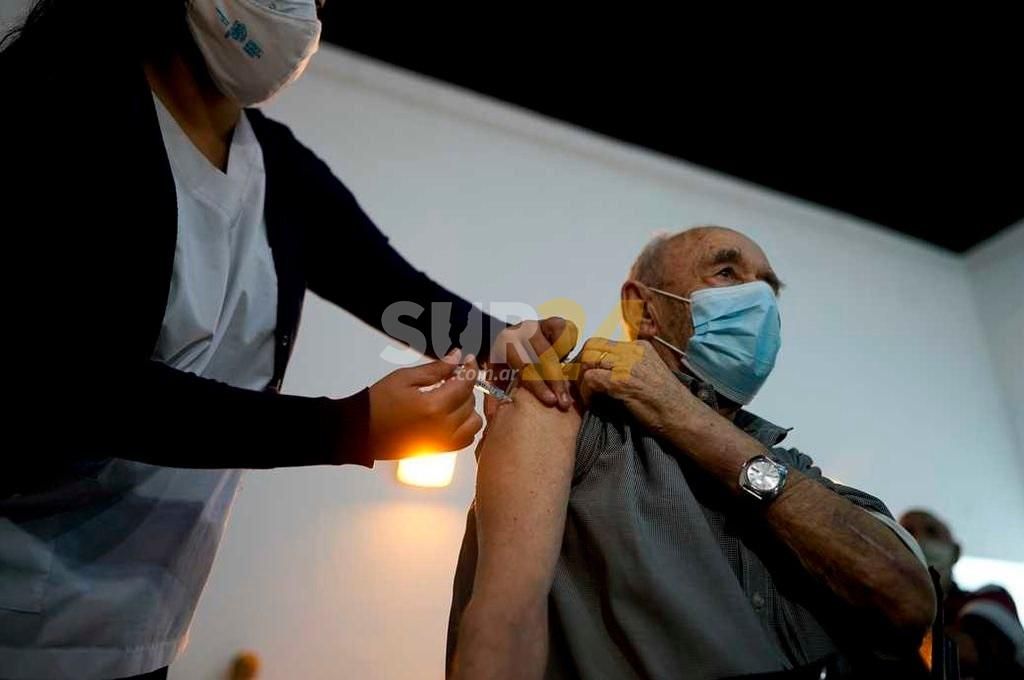 Tercera ola de Covid: 7 millones de argentinos ya cuentan con la dosis de refuerzo