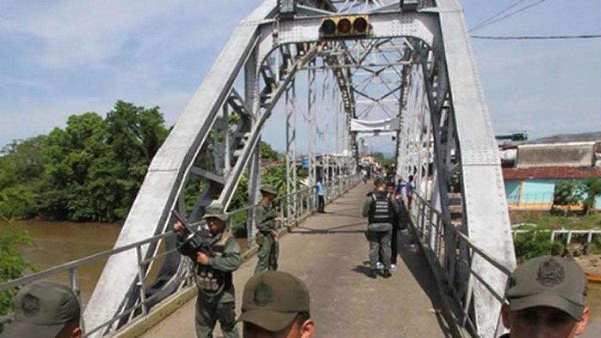 Detenida en la frontera mujer que cargaba casi medio kilo de droga en sus partes íntimas