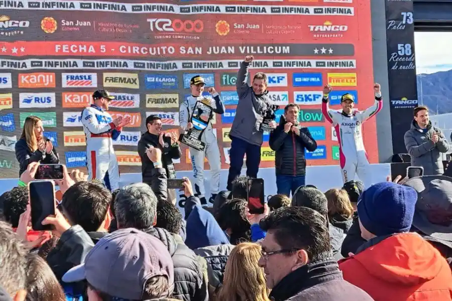 Tiago Pernía dominó en El Villicum