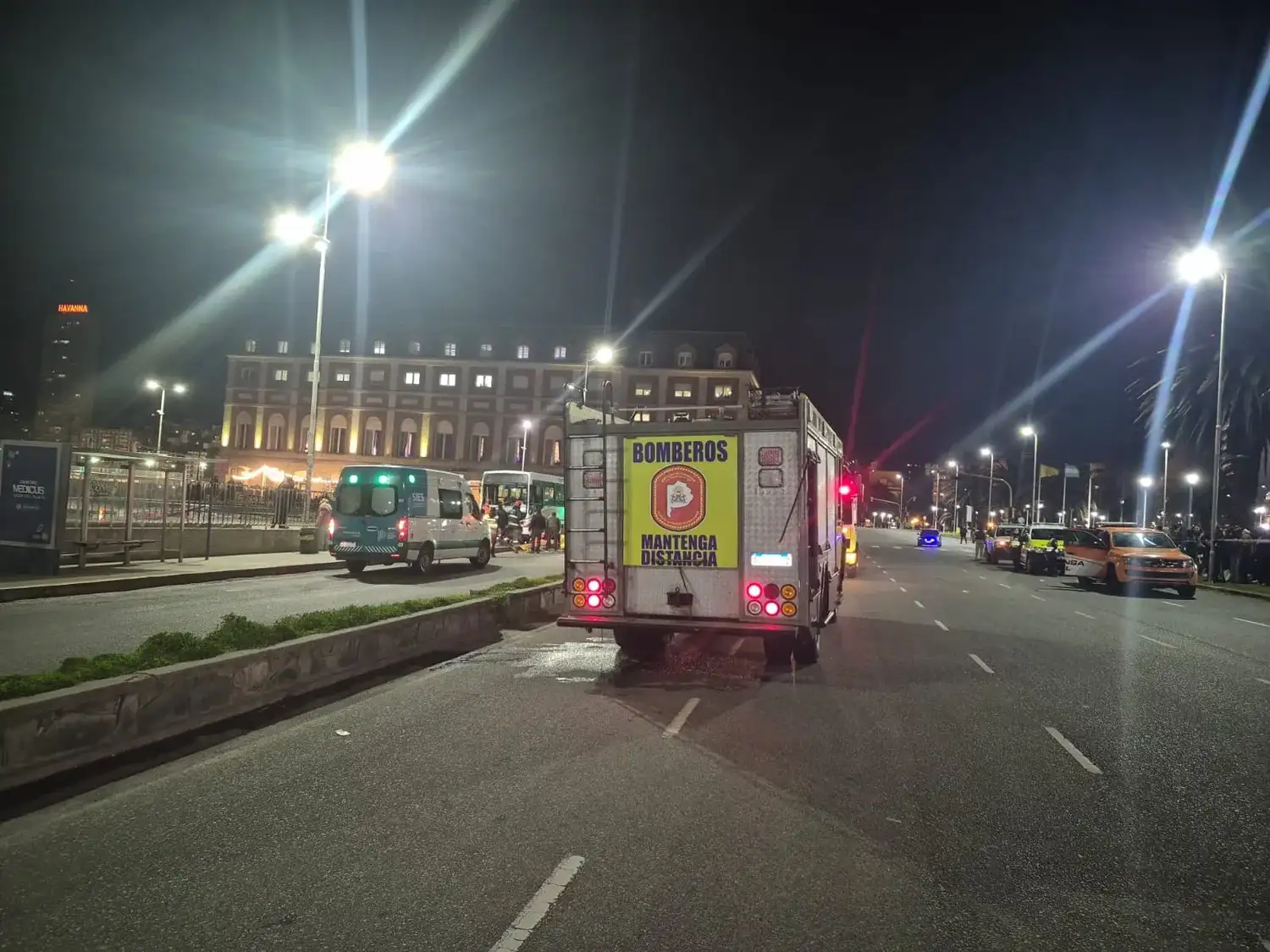 Confirman que la víctima fatal del accidente frente al Skatepark es una mujer y hay cinco heridos internados