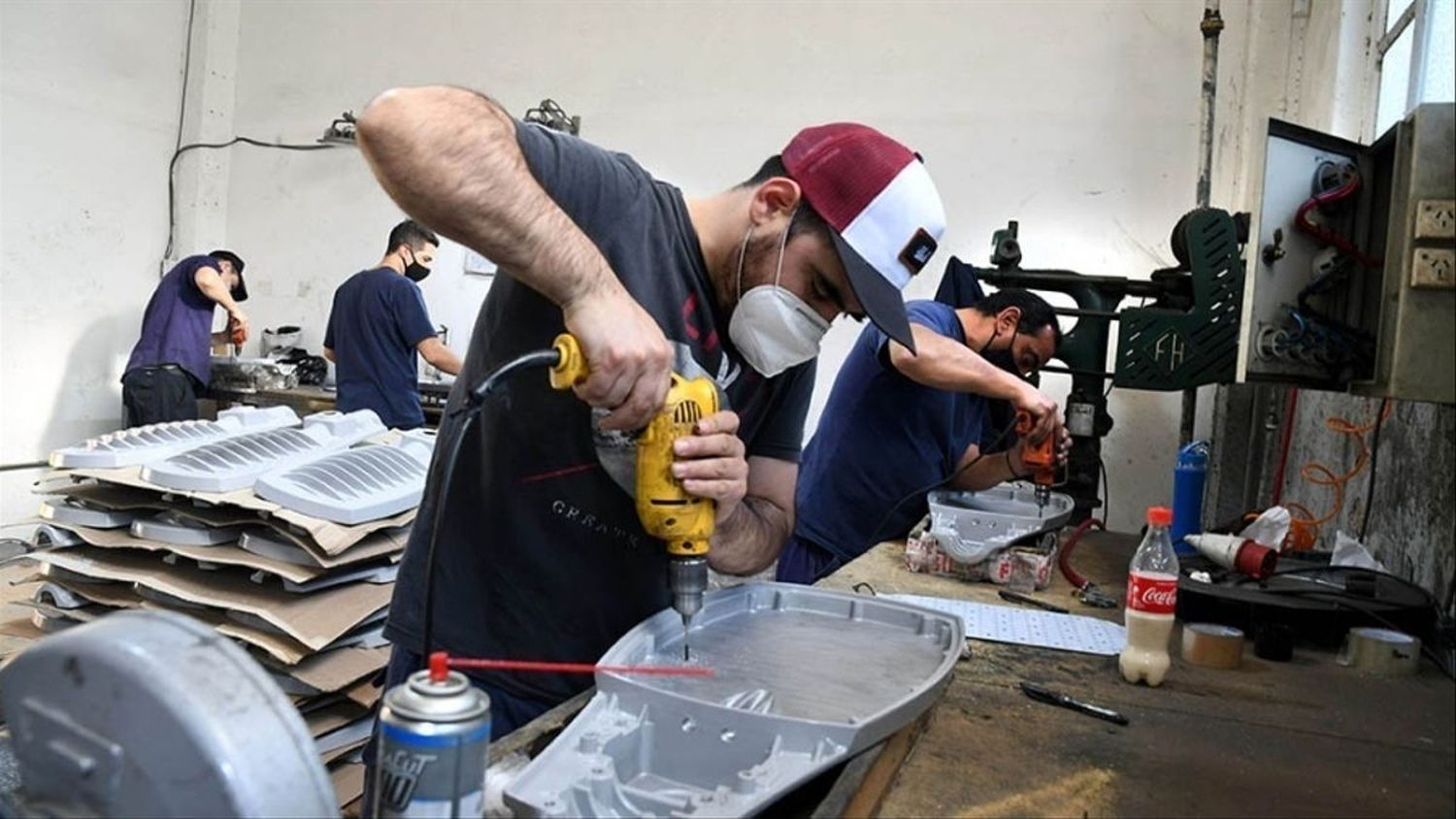 Potenciar Trabajo: Se multiplicó la cantidad de beneficiarios y buscan "verificar que cumplan las contraprestaciones"