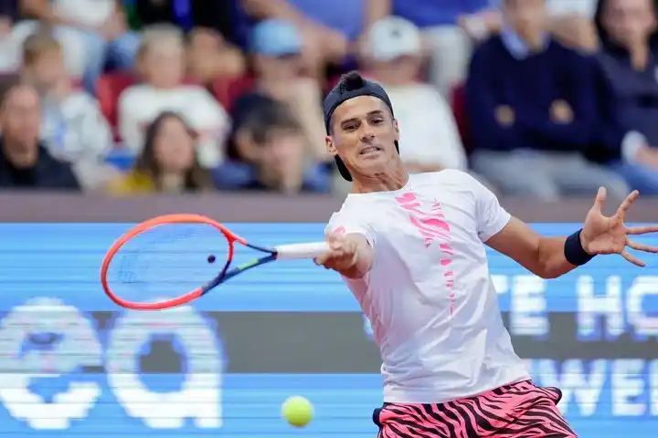 Fede Coria no pudo ante Wawrinka y quedó eliminado en Croacia