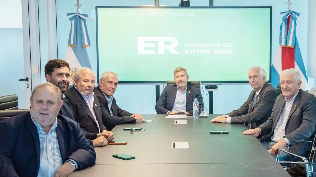 El gobernador se reunió con integrantes de la Federación de Asociaciones Rurales de Entre Ríos