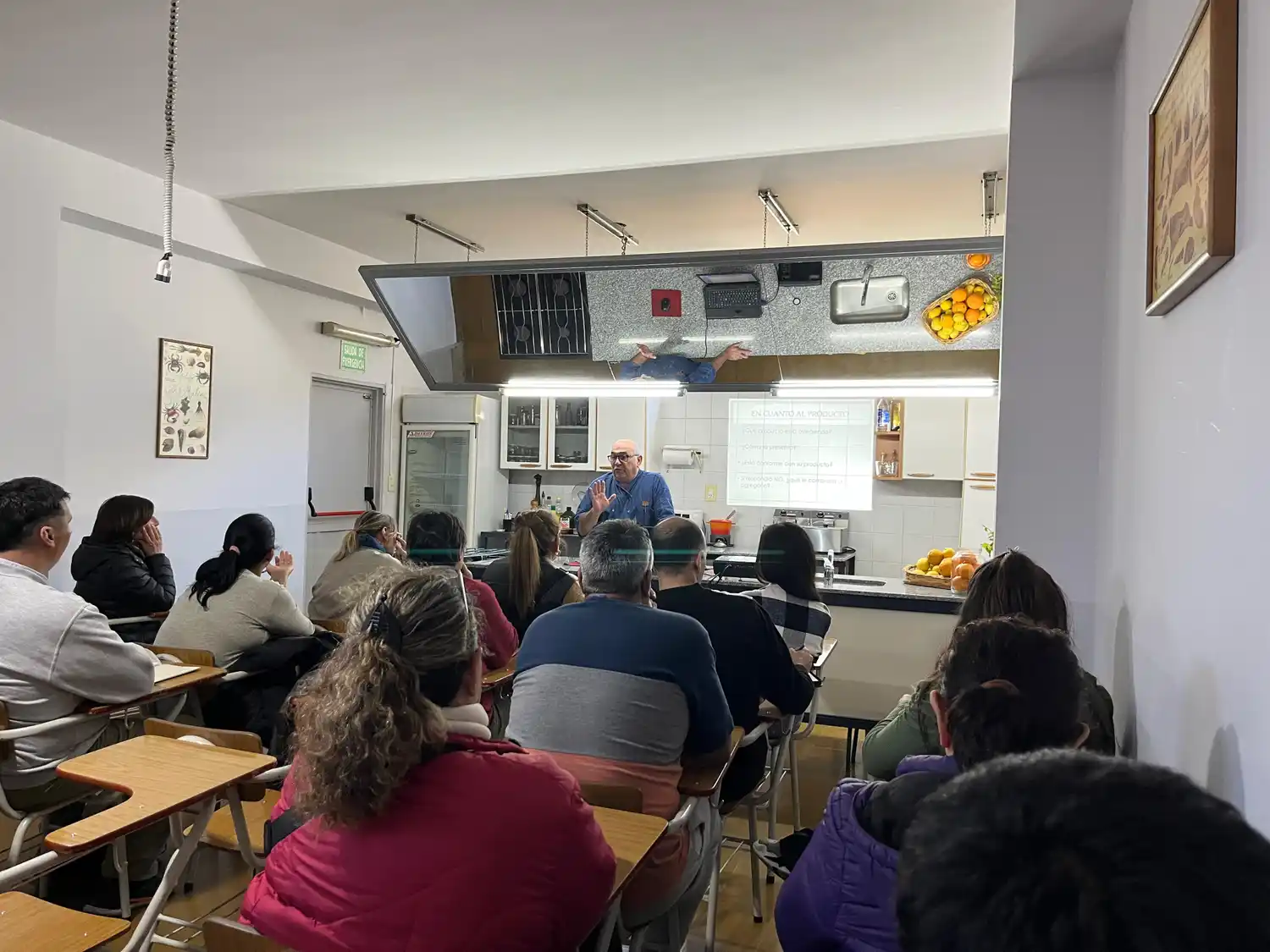 Octavio Fueyo fue uno de los capacitadores.