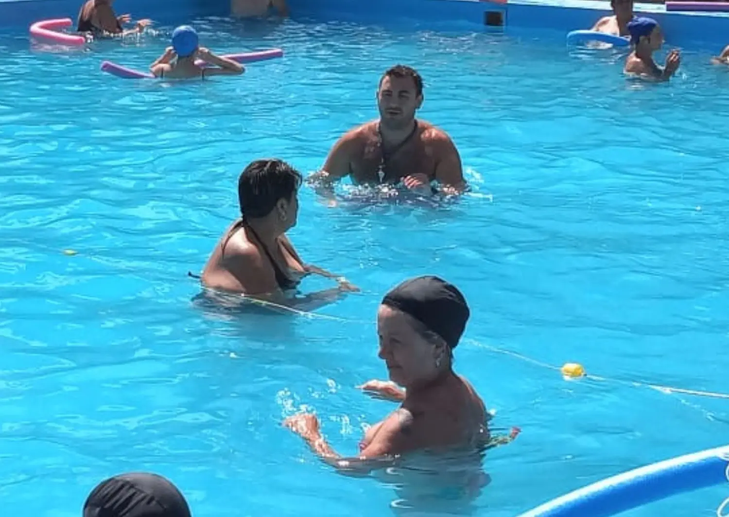 Pami inscribe a jubilados para su colonia de verano.