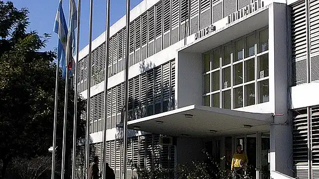 La hija de un juez denunció por abuso al esposo de una magistrada 