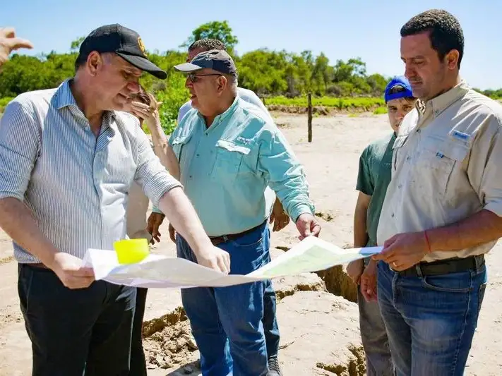 El Gobierno fortalece el sistema de defensas en
el Oeste ante el ciclo de crecidas del Pilcomayo