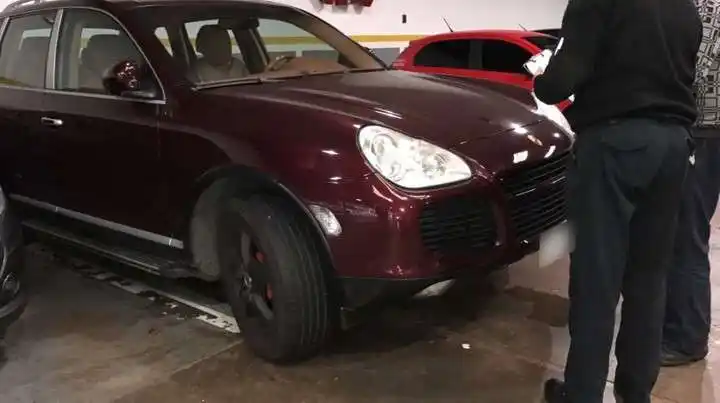 Secuestraron los dos autos que corrieron a 240 km/h en la 9 de Julio