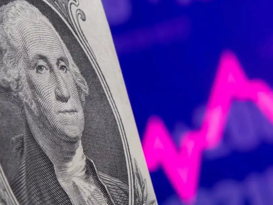 Bancos y consultoras estimaron que el dólar mayorista cerrará el año en 1.496,40 pesos