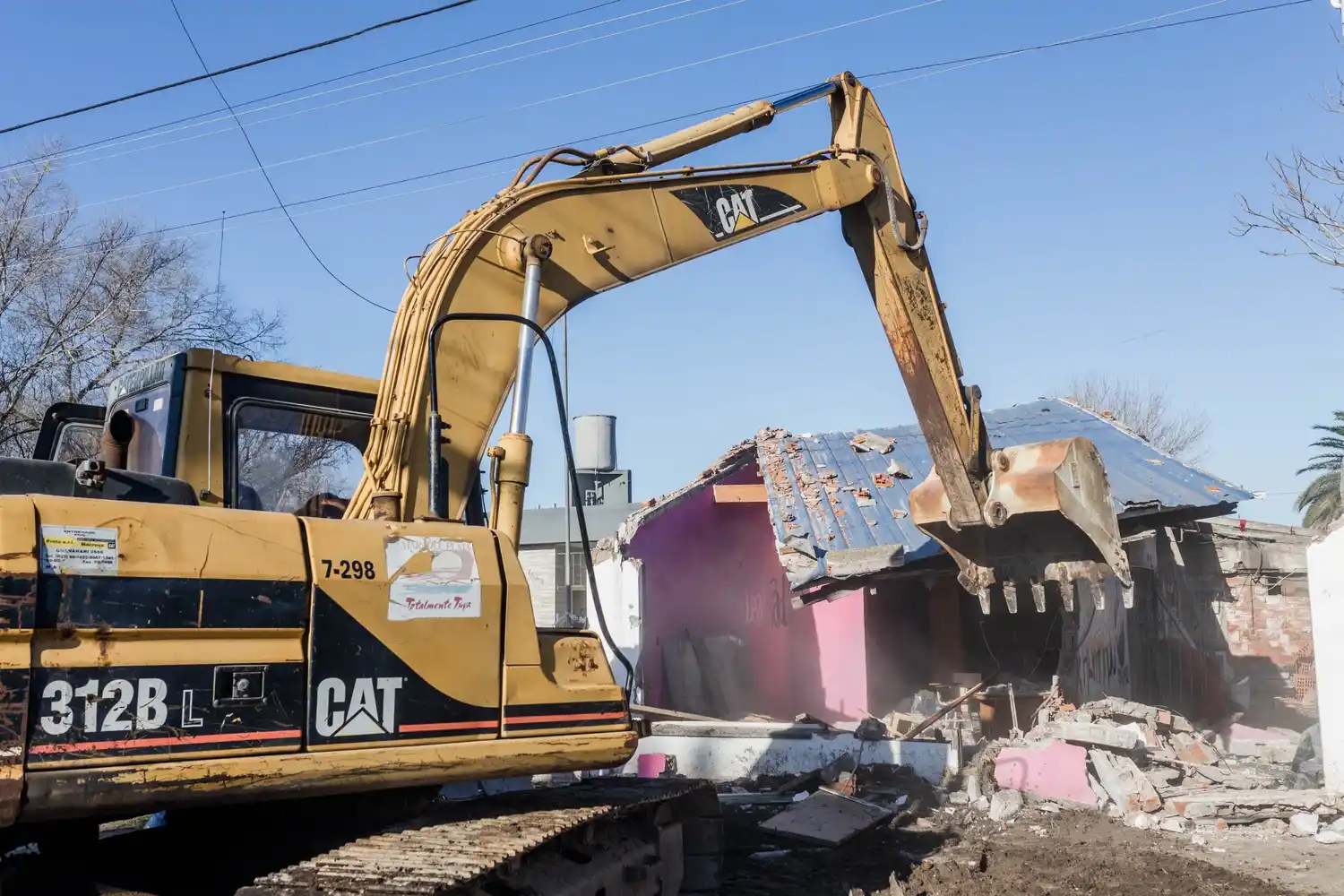 El bunker derribado en donde se vendía droga.