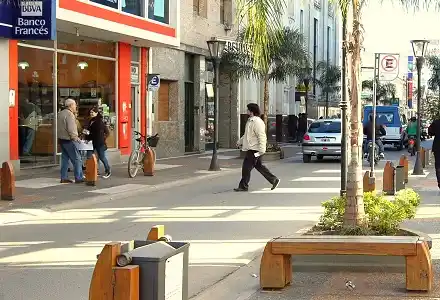 Preocupación en los comerciantes por la proliferación de negocios que venden prendas falsificadas