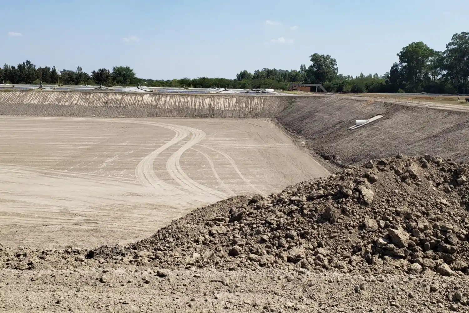 Gualeguaychú: avanza la construcción de la planta de tratamiento de líquidos cloacales