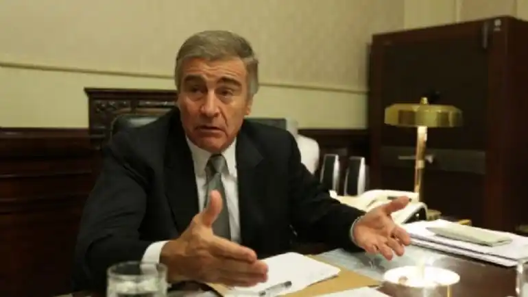 La madre de un tripulante del ARA San Juan le pidió la renuncia a Aguad en la cara