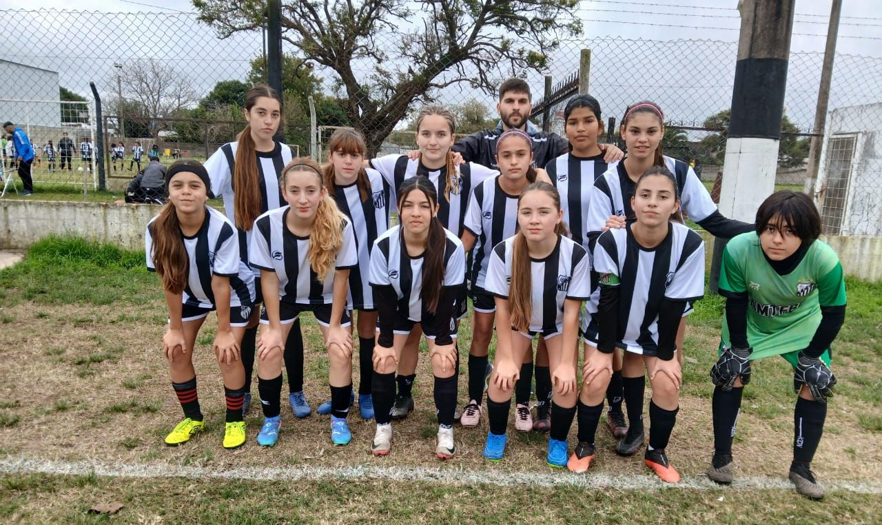 Fútbol quinta femenina - 8