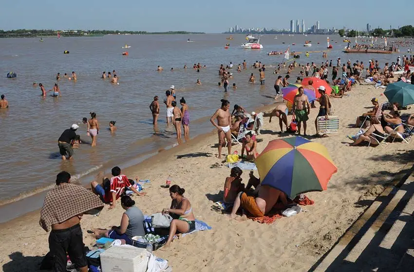 Rescatan a una nena que se ahogaba en el río Paraná
