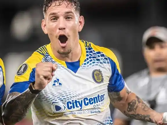 Con un gol de Enzo Copetti, Rosario Central derrotó 1-0 a Libertad en Paraguay.