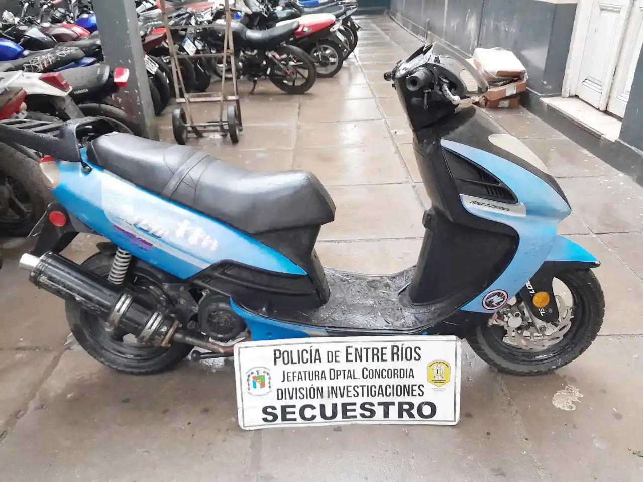 Recuperan motocicleta denunciada como robada