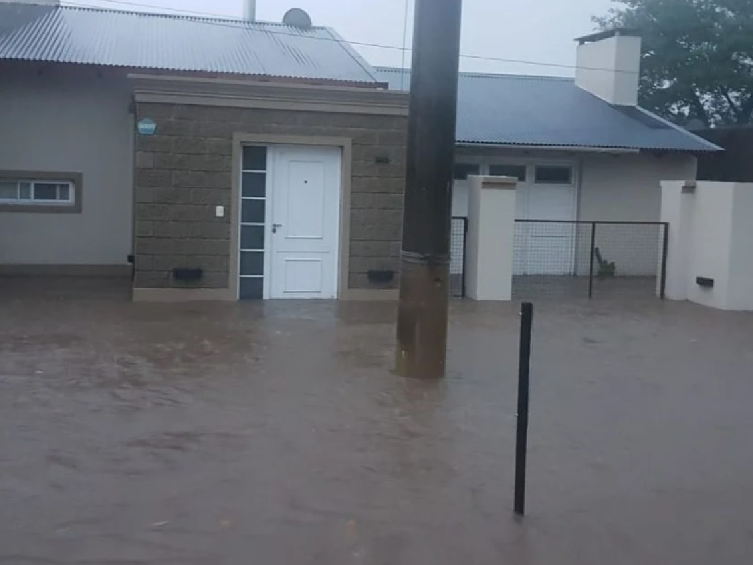 Sunchales complicado por la lluvia: 150 milímetros en pocas horas