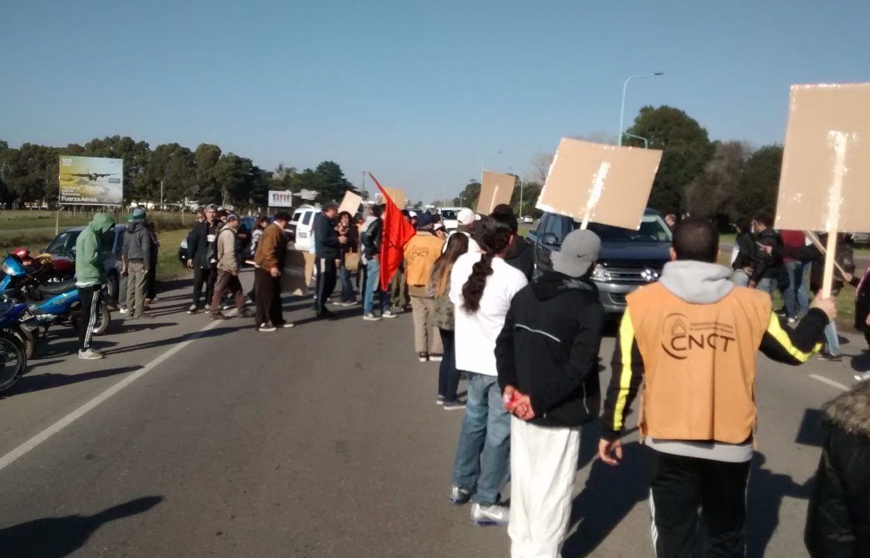 Chascomús se moviliza para pedirle a las fábricas que paren con los despidos