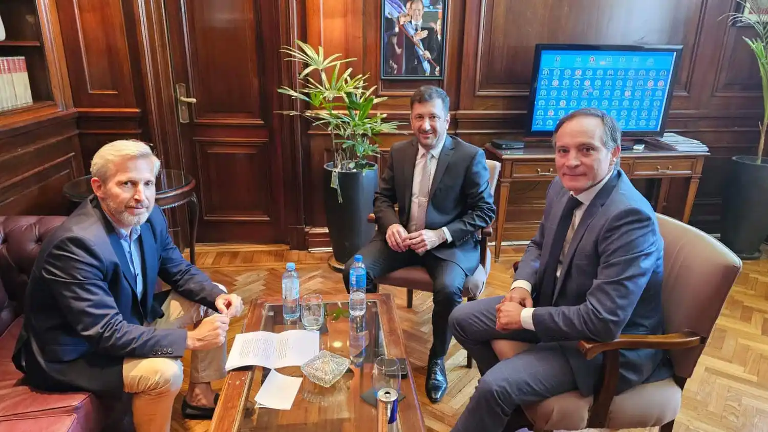 Kueider le presentó a Frigerio su proyecto para reducir la tarifa eléctrica