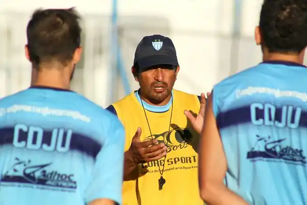 Acosta: “El partido del domingo es el más importante para mantener la categoría”