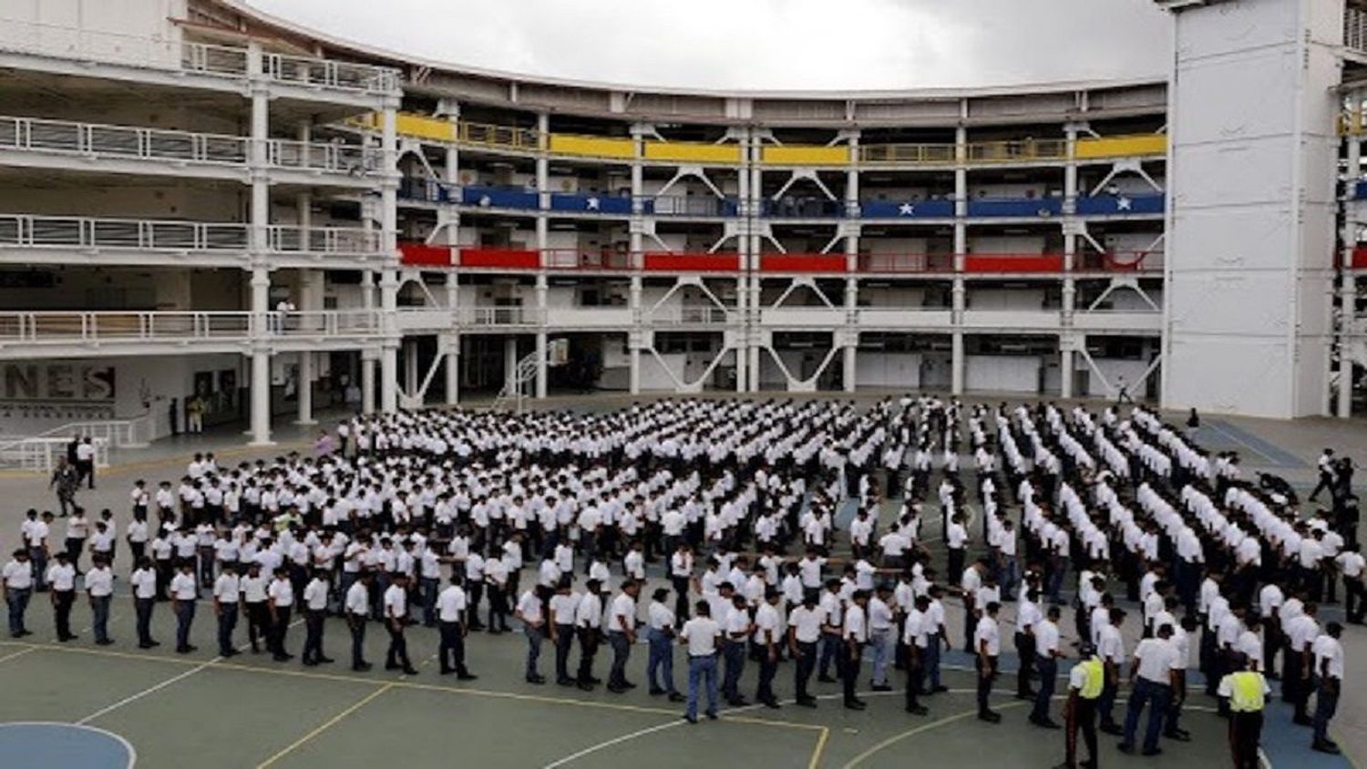¡EL FUTURO DE LA SEGURIDAD! Estudiantes de la UNES y policías conformaban banda de ladrones de motos