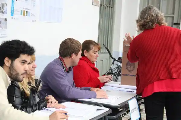 Arrancó la veda electoral: qué no se puede hacer