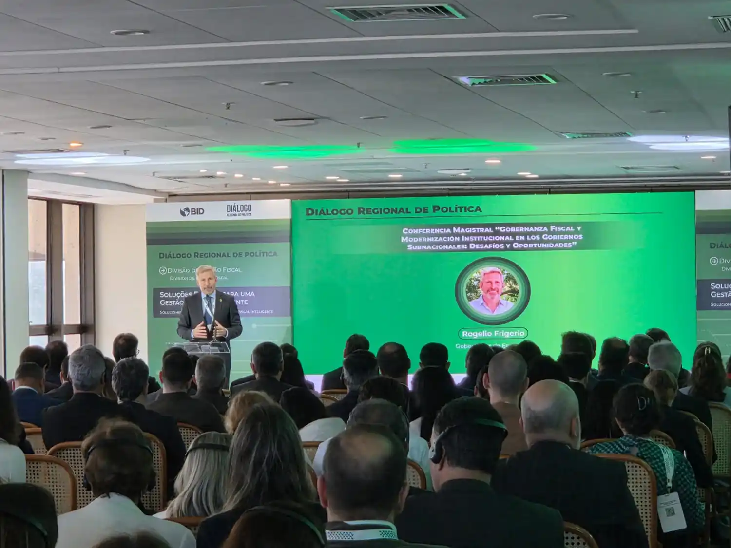 Frigerio participó en Brasil de un foro regional sobre gestión fiscal digital organizado por el BID