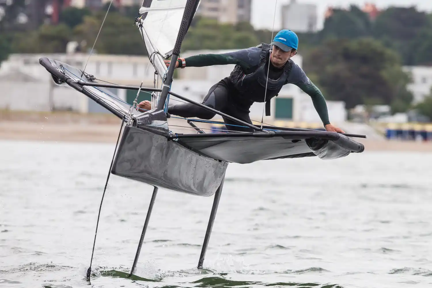 Higgins “voló” más alto