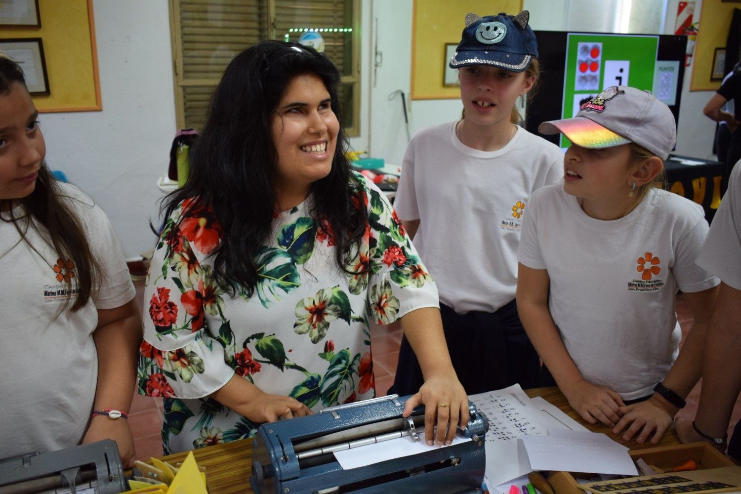 En Cacnovi se aprende Braille, el medio de comunicación que incluye a las personas ciegas