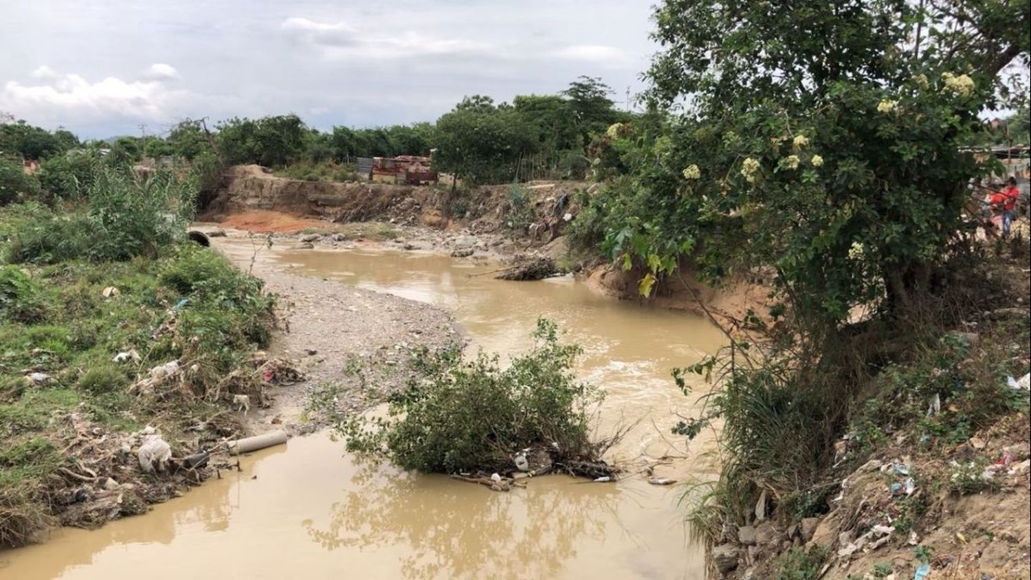 CAOS POR LLUVIAS EN YARACUY: 6 municipios sin electricidad y varias zonas sin agua potable (+ Videos)