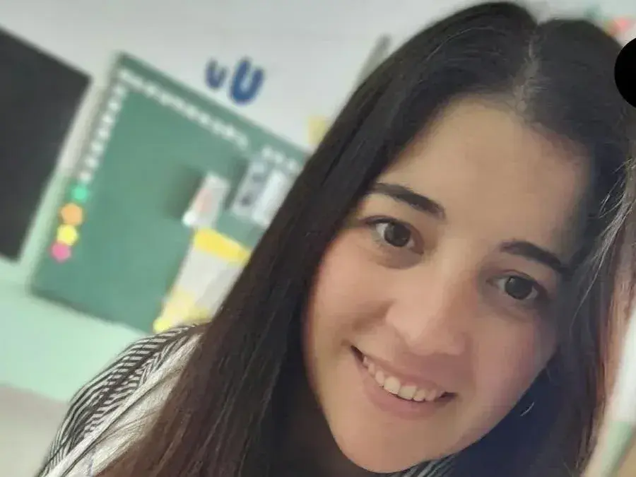 Una docente de Ayacucho fue nominada a los Premios Lía Encalada por su trabajo en la educación rural